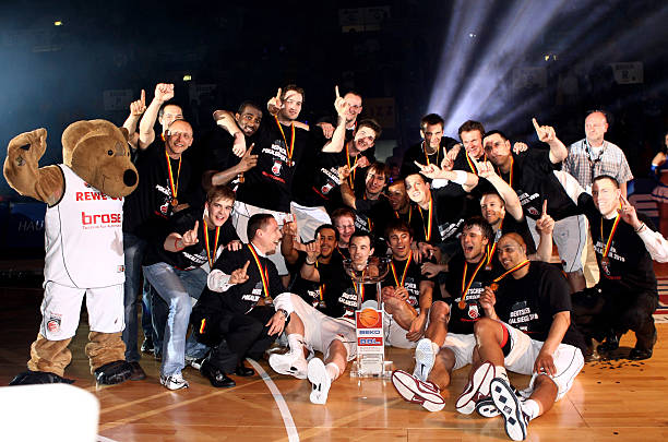 赛季中期进 赛季中期进